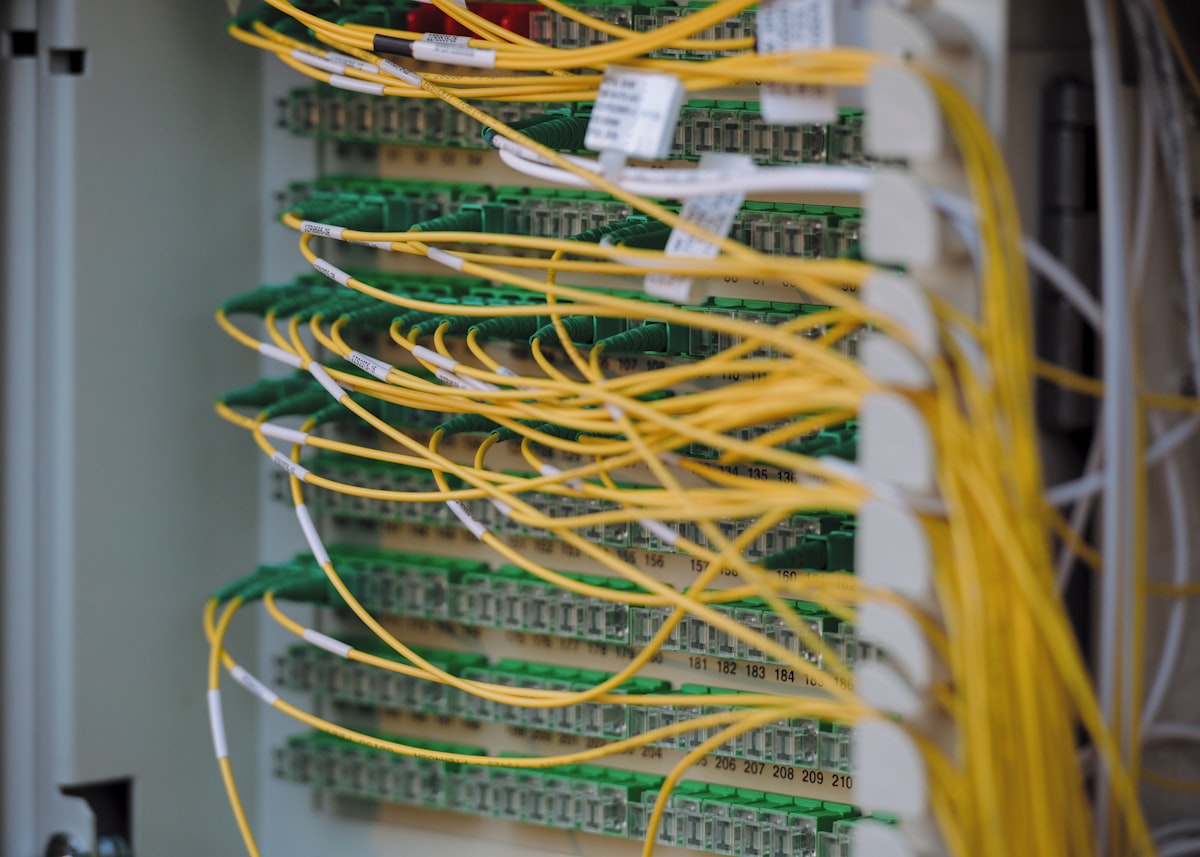 Network data centre cabling